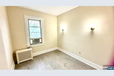 58 Bloomingdale Avenue, Garfield, NJ 07026 - Photo 5