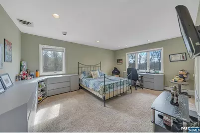 17 Sycamore Drive, Woodcliff Lake, NJ 07677 - Photo 35