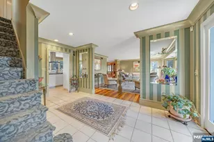 17 Sycamore Dr, Woodcliff Lake, NJ 07677 - Photo 5