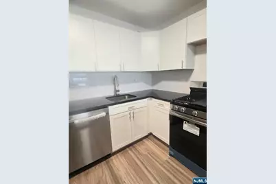 1203 River Road 15G #15G, Edgewater, NJ 07020 - Photo 7