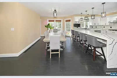 2604 Cleveland Avenue, Washington Township, NJ 07676 - Photo 7