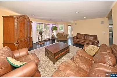 2604 Cleveland Avenue, Washington Township, NJ 07676 - Photo 9