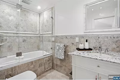 405 Liberty Road, Englewood, NJ 07631 - Photo 23