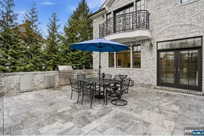 405 Liberty Road, Englewood, NJ 07631 - Photo 11