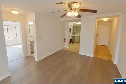 99 Teaneck Road 118 #118, Ridgefield Park, NJ 07660 - Photo 19