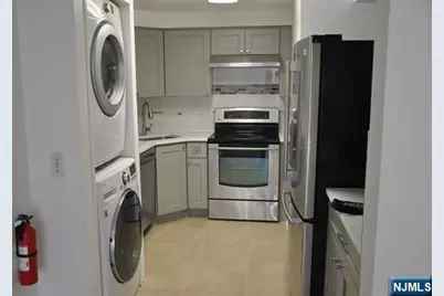 99 Teaneck Road 118 #118, Ridgefield Park, NJ 07660 - Photo 3