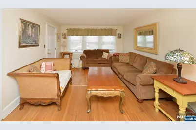 188 Highwood Avenue, Glen Rock, NJ 07452 - Photo 7