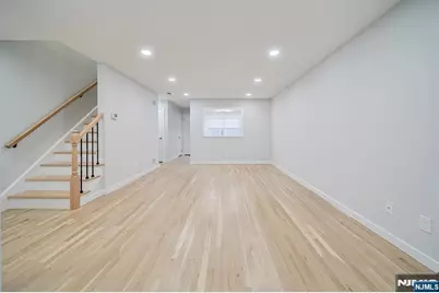 196 Madison Avenue 15 #15, Dumont, NJ 07628 - Photo 5