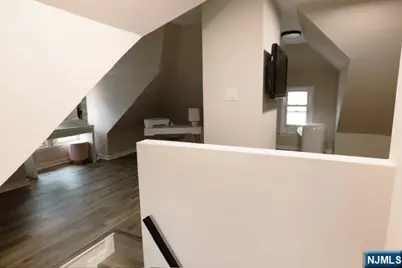 290 Elm Avenue, Bogota, NJ 07603 - Photo 27