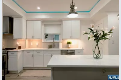 290 Elm Avenue, Bogota, NJ 07603 - Photo 7