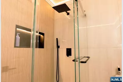 290 Elm Avenue, Bogota, NJ 07603 - Photo 23