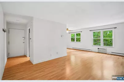 100 Pierson Miller Drive F21 #F21, Pompton Lakes, NJ 07442 - Photo 3