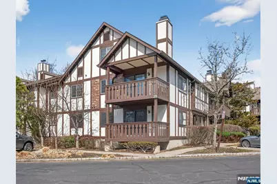 2506 Hemingway Lane, Mahwah, NJ 07430 - Photo 27