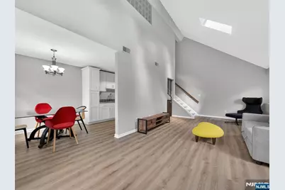 2506 Hemingway Lane, Mahwah, NJ 07430 - Photo 7