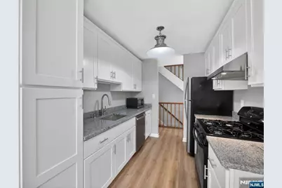 2506 Hemingway Lane, Mahwah, NJ 07430 - Photo 11