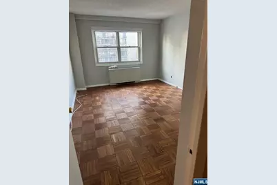 280 Prospect Avenue 5D #5D, Hackensack, NJ 07601 - Photo 7