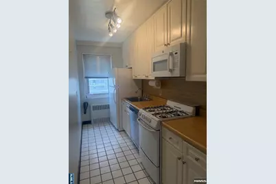 280 Prospect Avenue 5D #5D, Hackensack, NJ 07601 - Photo 13