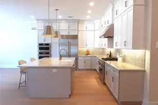 8 Royal Birkdale Ln, River Vale Township, NJ 07675 - Photo 3