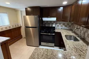 402 Monroe Ave, New Milford, NJ 07646 - Photo 3