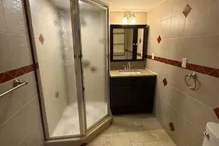 402 Monroe Ave, New Milford, NJ 07646 - Photo 7