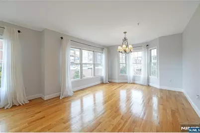 337 The Promenade 337 #337, Edgewater, NJ 07020 - Photo 9