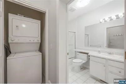 337 The Promenade 337 #337, Edgewater, NJ 07020 - Photo 13