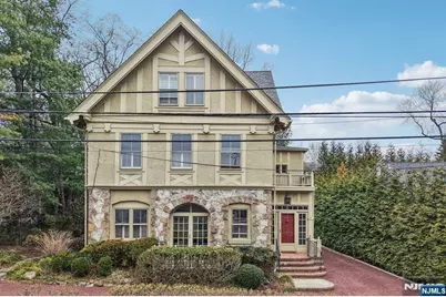 167 Hobart Avenue, Millburn, NJ 07078 - Photo 45