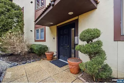 300 Gorge Road 75 #75, Cliffside Park, NJ 07010 - Photo 21