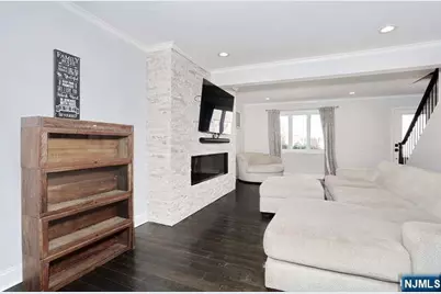 88 Alberta Drive, Saddle Brook Township, NJ 07663 - Photo 7