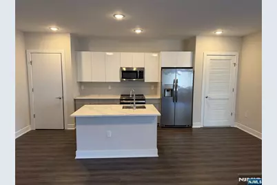 470 Main Street 703 #703, Fort Lee, NJ 07024 - Photo 1