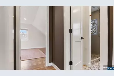 44 Schlosser Drive, Rochelle Park Township, NJ 07662 - Photo 31