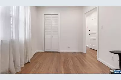 44 Schlosser Drive, Rochelle Park Township, NJ 07662 - Photo 23