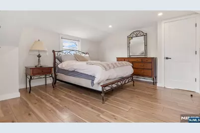 44 Schlosser Drive, Rochelle Park Township, NJ 07662 - Photo 27