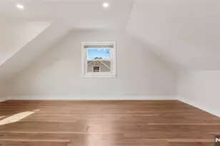 44 Schlosser Dr, Rochelle Park Township, NJ 07662 - Photo 29