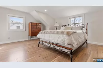 44 Schlosser Drive, Rochelle Park Township, NJ 07662 - Photo 25