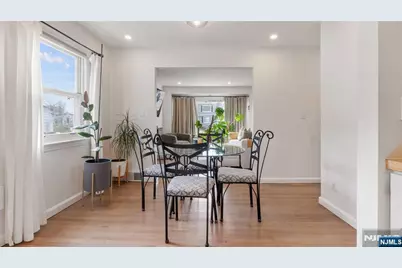 44 Schlosser Drive, Rochelle Park Township, NJ 07662 - Photo 15