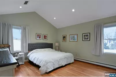 364 Piermont Avenue, Hillsdale, NJ 07642 - Photo 11