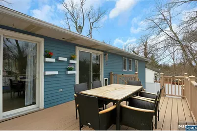 364 Piermont Avenue, Hillsdale, NJ 07642 - Photo 25