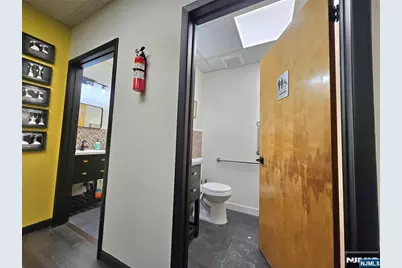 842 Clifton Avenue 6 #6, Clifton, NJ 07013 - Photo 19