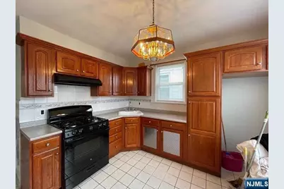 41 Windsor Street 2 #2, Kearny, NJ 07032 - Photo 1