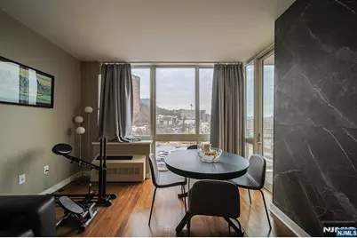 612 Hudson Park 612 #612, Edgewater, NJ 07020 - Photo 5