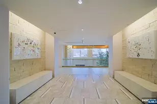 612 Hudson Park 612, Edgewater, NJ 07020 - Photo 31