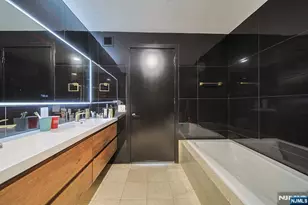 612 Hudson Park 612, Edgewater, NJ 07020 - Photo 21