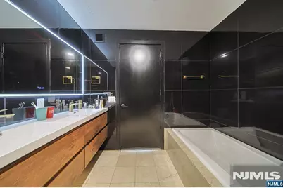 612 Hudson Park 612 #612, Edgewater, NJ 07020 - Photo 21