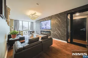 612 Hudson Park 612, Edgewater, NJ 07020 - Photo 9