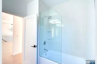 35 Henry Avenue 2nd Floor #2nd Floor, Palisades Park, NJ 07650 - Photo 13