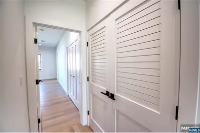 35 Henry Avenue 2nd Floor #2nd Floor, Palisades Park, NJ 07650 - Photo 15