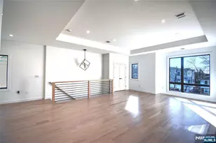 35 Henry Ave 2nd Floor, Palisades Park, NJ 07650 - Photo 3