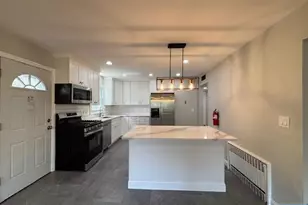 166 Morningside Ln, Palisades Park, NJ 07650 - Photo 5