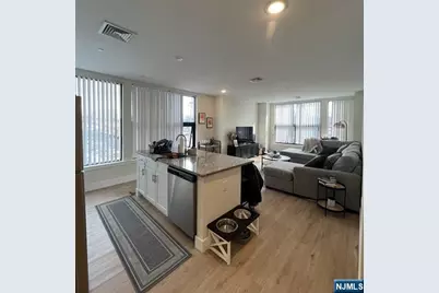 519 Livingston Street 203 #203, Norwood, NJ 07648 - Photo 3